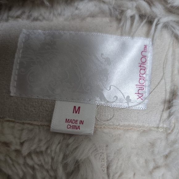 Cream Shearling Vest - Picture 3 of 3